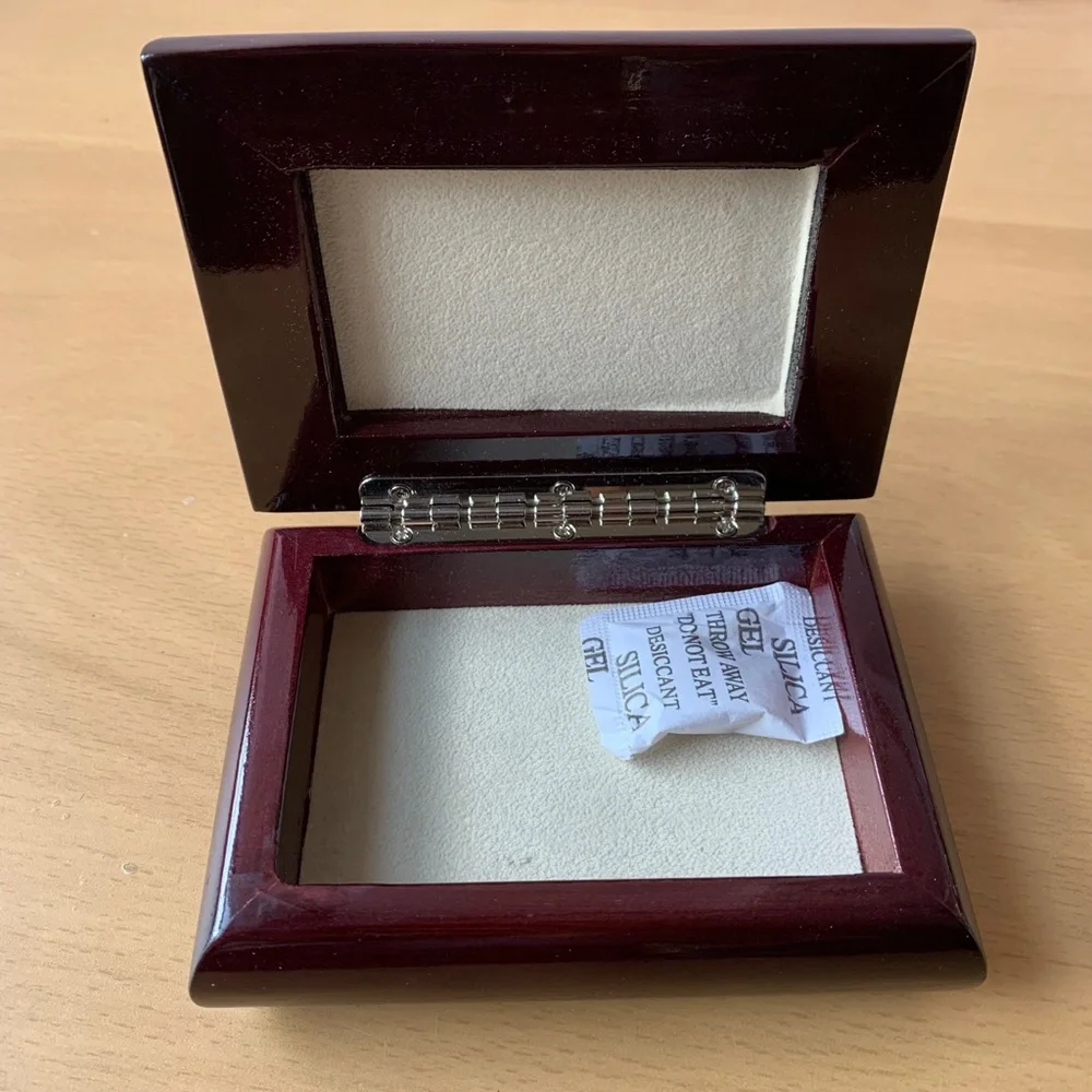 Brand New Hazorfim Israel Silver Plated Business Card Box